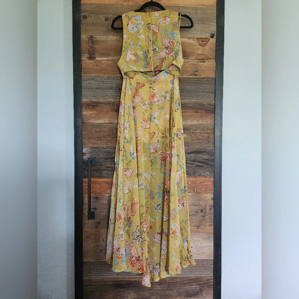 NWT My Beachy Side Begonia Cut-Out Dress Size Medium - Picture 9 of 11